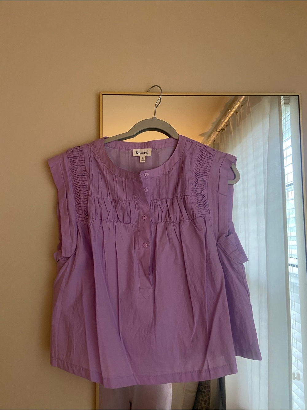 &merci Lavender Sleeveless Button-Front Blouse